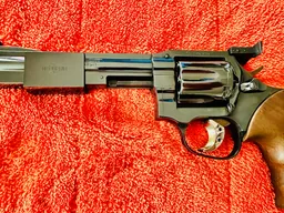 MR 38 "MATCH" — Miniature 2