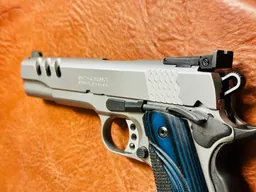 PC 1911 Performance Center — Miniature 6