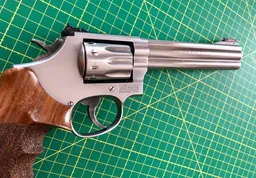617 .22LR 10 Coups — Miniature 7
