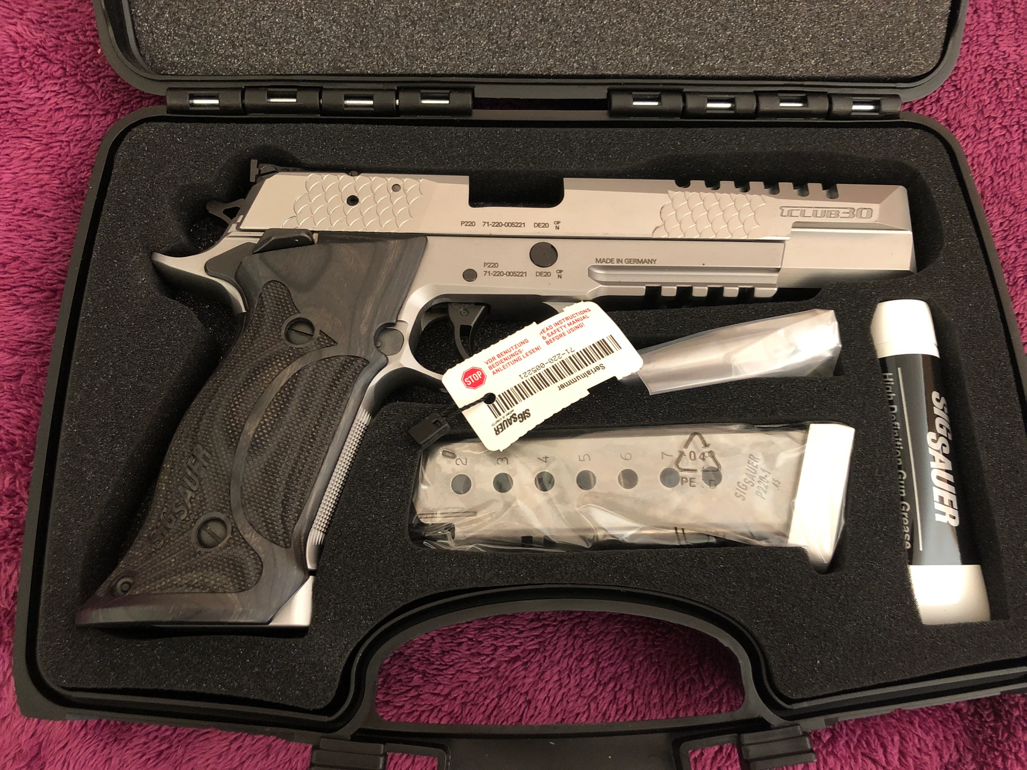 P220 X-SIX SKELETON "Club 30" — Image 1