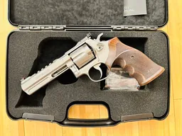 285 UNIVERSAL — Miniature 1