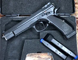 Taipan 6" en 9x19 avec sa conversion .22LR — Miniature 1