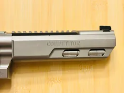 686 Competitor — Miniature 13