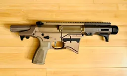 MD9 Pistol — Miniature 1